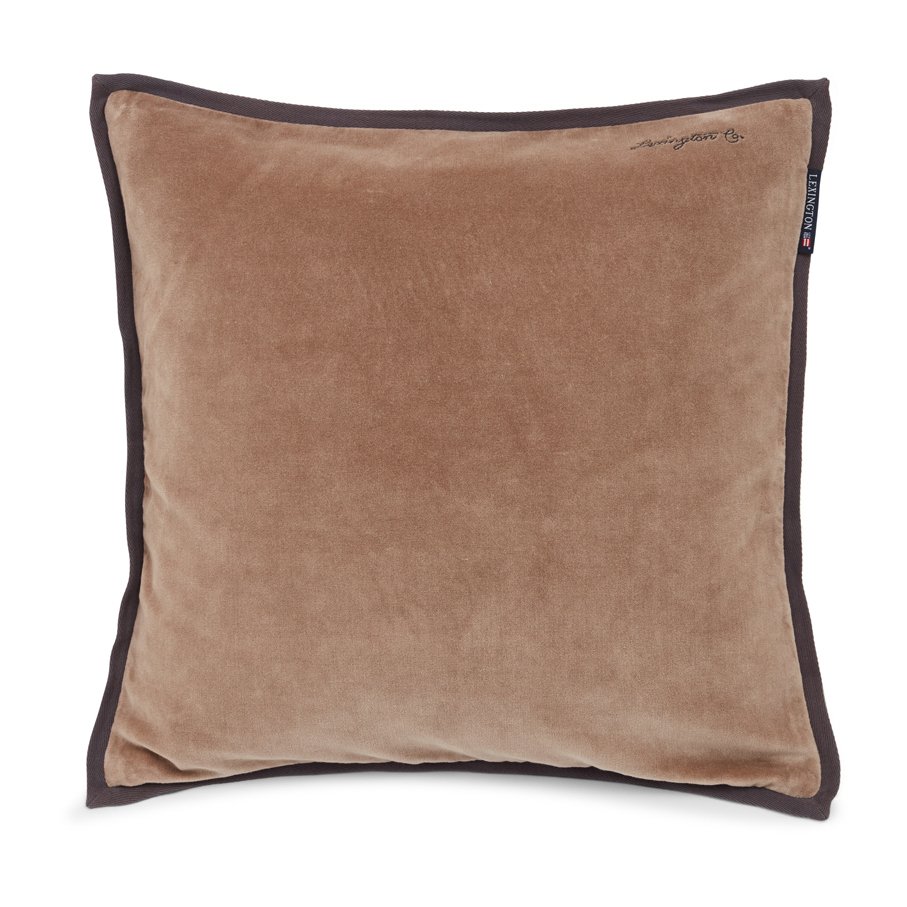 Velvet tyynynpäällinen reunuksella 50x50 cm Mid brown